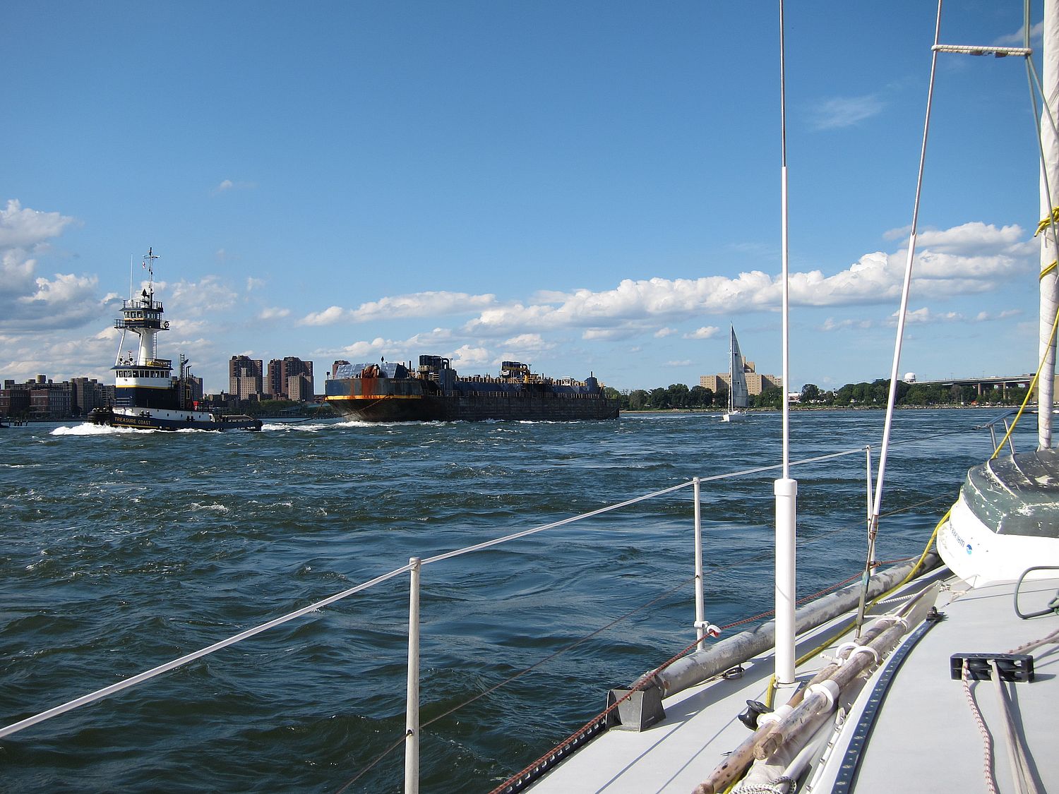 Pokol Kapuja East River New York